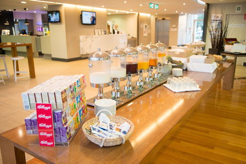 Q Cafe - Accommodation Nelson Bay 1