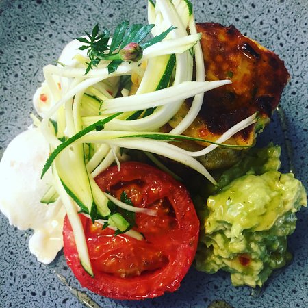 3 Divas Cafe - Accommodation Nelson Bay 0