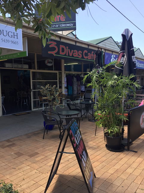 3 Divas Cafe - Accommodation Nelson Bay 6
