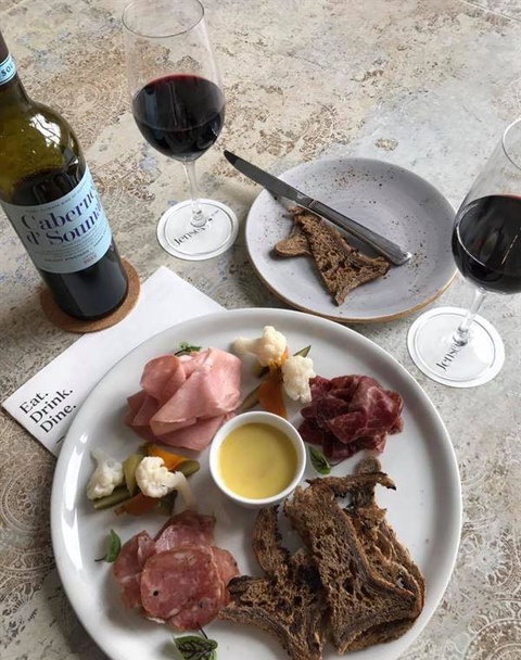 Jensens Restaurant - Nelson Bay Accommodation.com 9