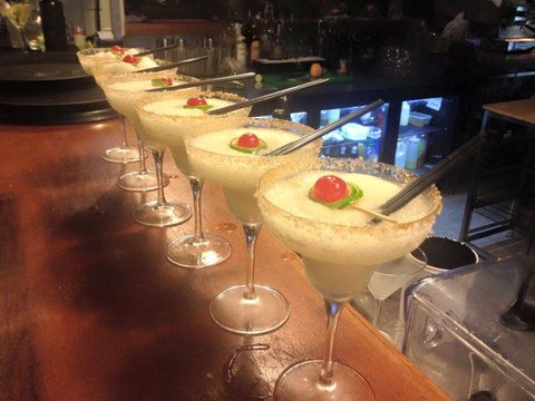 NOA Tapas & Wine Bar - Accommodation Nelson Bay 3