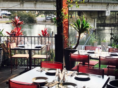 La Bocca Woodfire Pizzeria Italian Restaurant - Nelson Bay Accommodation.com 0