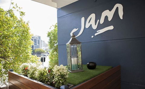 JAM - Accommodation Nelson Bay 24