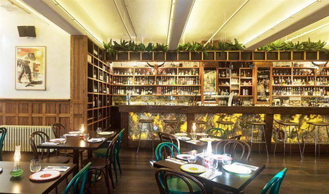 Claypots Evening Star - Nelson Bay Accommodation.com 1