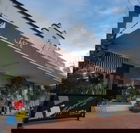 Jeanne d'Moore - Accommodation Nelson Bay