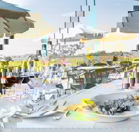 Upstairs at Hollick - Accommodation Nelson Bay