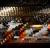 One 50 Tavern - Accommodation Nelson Bay