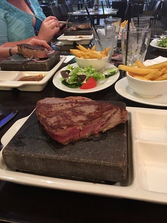 West Wing Bar & Grill - Accommodation Nelson Bay 0
