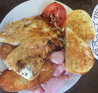 Ally's On Kingaroy Street - Accommodation Nelson Bay