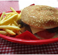 Mel's Diner  takeaway - Accommodation Nelson Bay