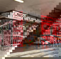 Lou's Food Emporium - Accommodation Nelson Bay