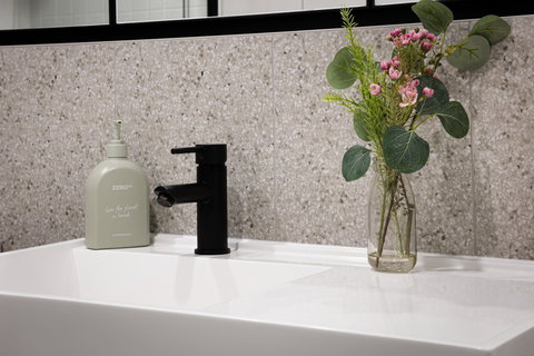 Urban Rest-Home Richmond - Accommodation Nelson Bay 3