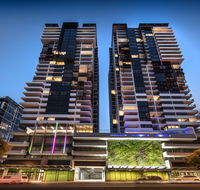 Arise Ivy and Eve - Accommodation Nelson Bay