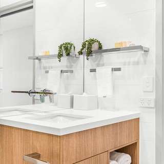 Essence Suites Taringa - Accommodation Nelson Bay 2