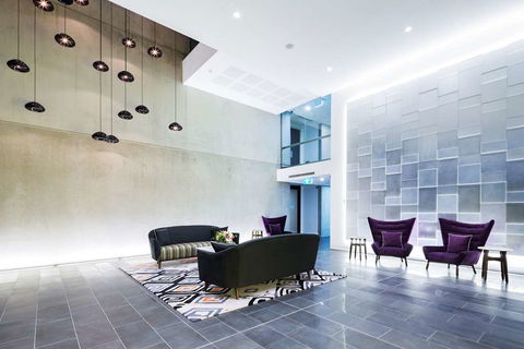 Avenue Hotel Canberra - Accommodation Nelson Bay 1