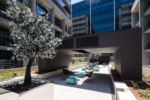 Avenue Hotel Canberra - Accommodation Nelson Bay 11