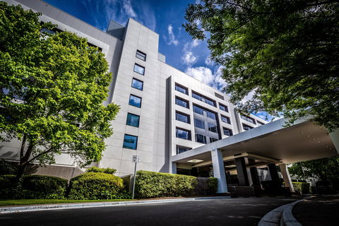Crowne Plaza Canberra - Accommodation Nelson Bay 1