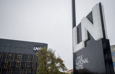 Little National Hotel - Accommodation Nelson Bay 1