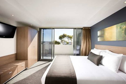 Mantra Tullamarine Hotel - Accommodation Nelson Bay 1