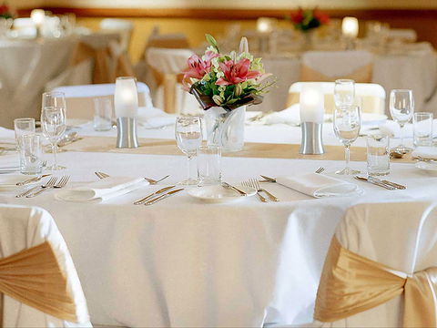 Novotel Canberra - Accommodation Nelson Bay 6