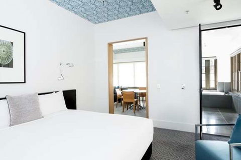 Peppers Gallery Hotel, Canberra - Accommodation Nelson Bay 12