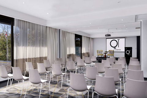 QT Canberra - Accommodation Nelson Bay 9