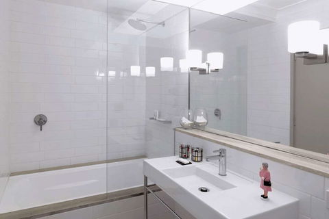 QT Canberra - Accommodation Nelson Bay 17