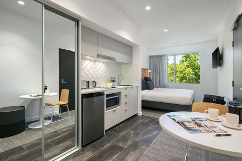 Quest Canberra City Walk - Accommodation Nelson Bay 5