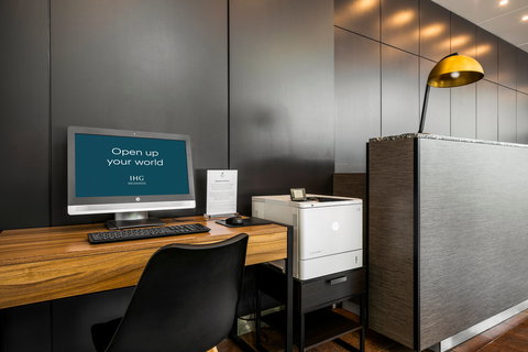 Holiday Inn Sydney Airport - Accommodation Nelson Bay 16