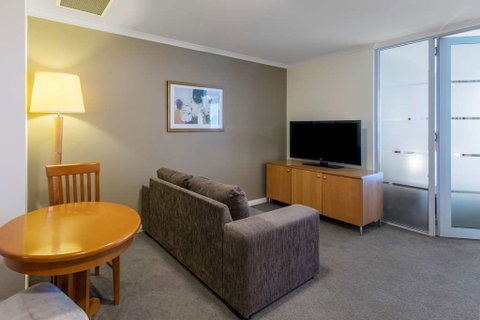 Nesuto Canberra Apartment Hotel - Accommodation Nelson Bay 13