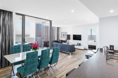 Meriton Suites Chatswood - Accommodation Nelson Bay 1