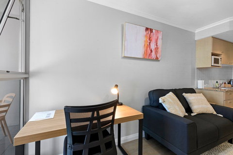 Astra Apartments Chatswood - Accommodation Nelson Bay 9