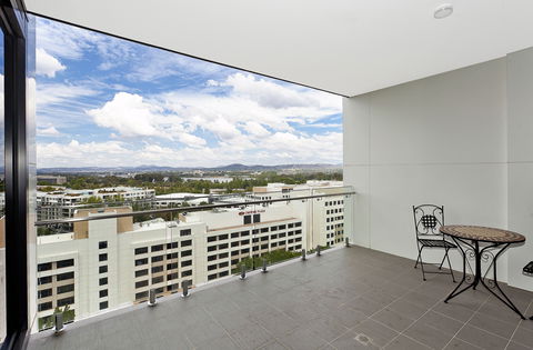 Astra Canberra Manhattan - Accommodation Nelson Bay 8