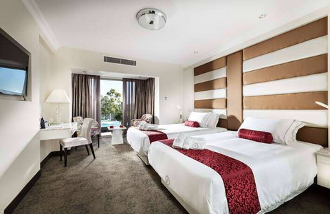 Swan River Hotel - Accommodation Nelson Bay 8
