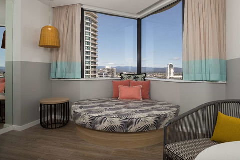 QT Gold Coast - Accommodation Nelson Bay 5