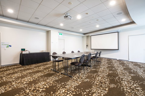 Holiday Inn Melbourne Airport - Accommodation Nelson Bay 8