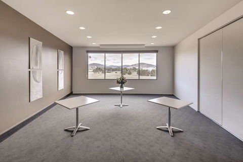 Travelodge Hobart Airport - Accommodation Nelson Bay 12