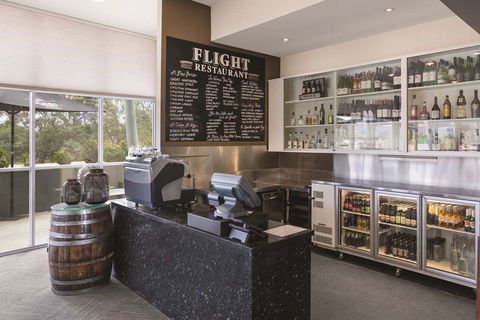 Travelodge Hobart Airport - Accommodation Nelson Bay 14