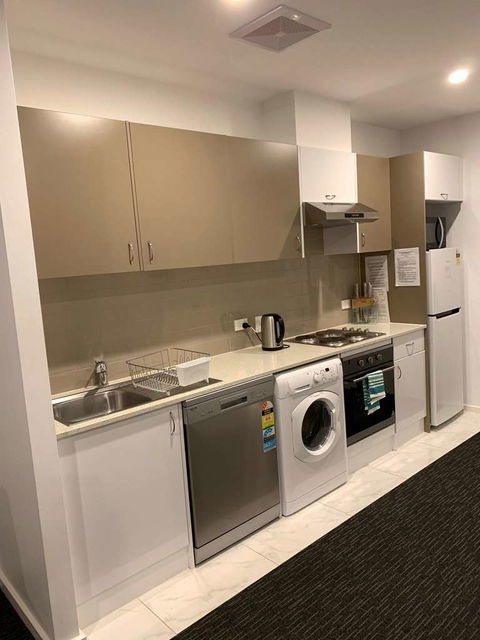 Adelaide Dress Circle Apartments - Accommodation Nelson Bay 2