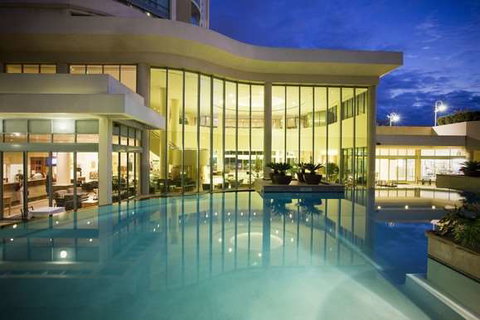 Mantra Legends Hotel - Accommodation Nelson Bay 1