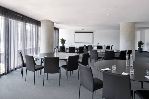 Midnight Hotel, Autograph Collection - Accommodation Nelson Bay 9