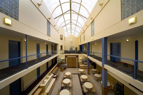 Capital Executive Apt Hotel Canberra - Accommodation Nelson Bay 1