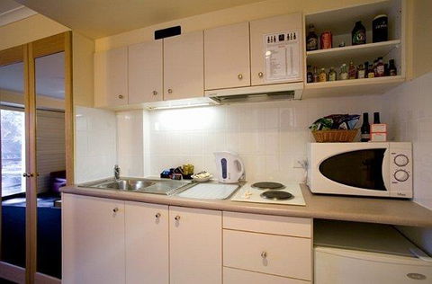Capital Executive Apt Hotel Canberra - Accommodation Nelson Bay 9