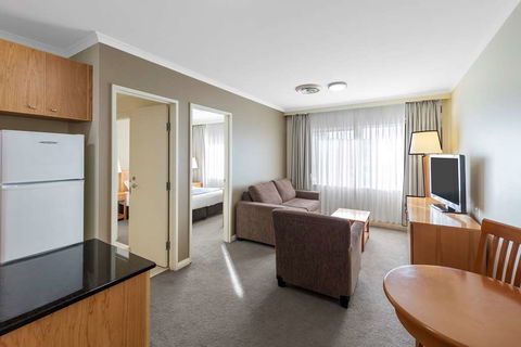 Nesuto Canberra Apartment Hotel - Accommodation Nelson Bay 11