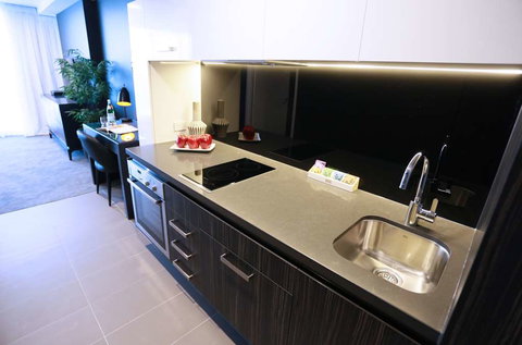 Alex Perry Hotel and Apartments - Accommodation Nelson Bay 11