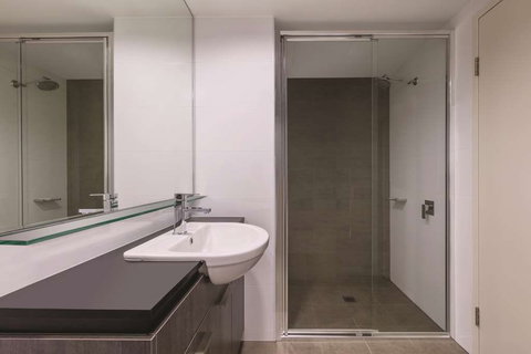 Adina Apartment Hotel Sydney Airport - Accommodation Nelson Bay 6