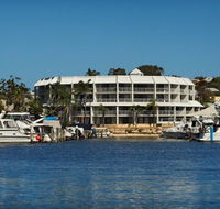Pier 21 Apartment Hotel - Accommodation Nelson Bay