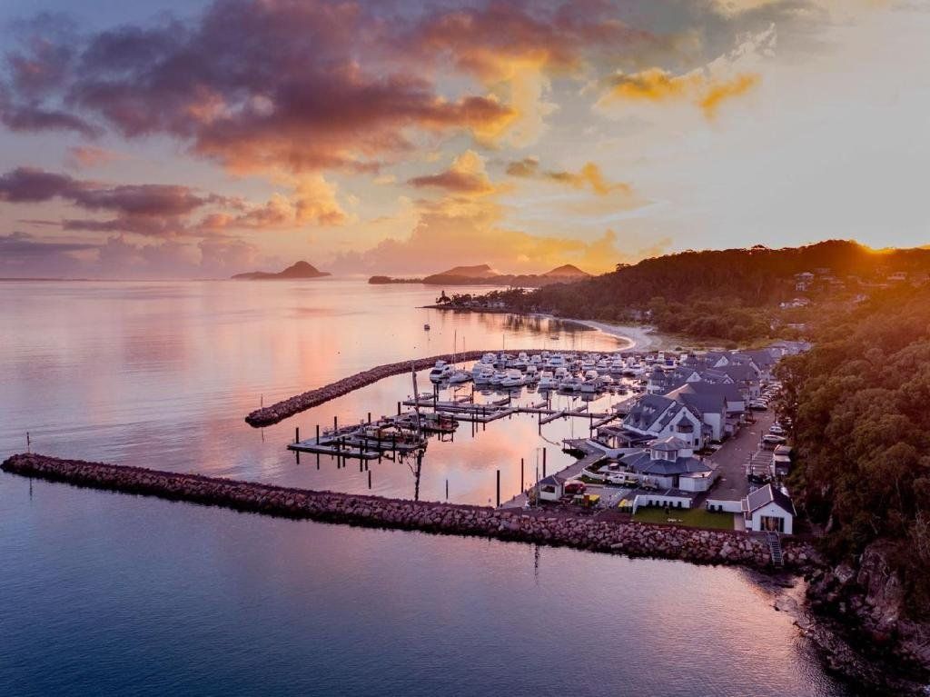 Corlette NSW Accommodation Nelson Bay