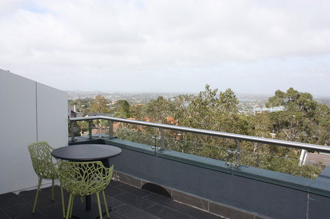Hotel Urban St Leonards - Accommodation Nelson Bay 2