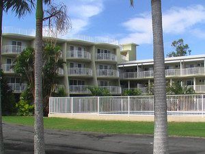 Cabarita Lake Apartments - Accommodation Nelson Bay 0